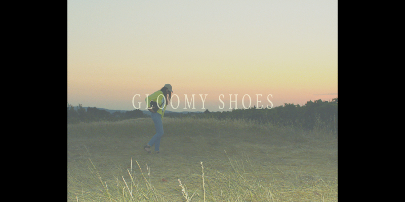 Gloomy Shoes, groupe de musique Rock en représentation à Rhône - photo de couverture n° 1