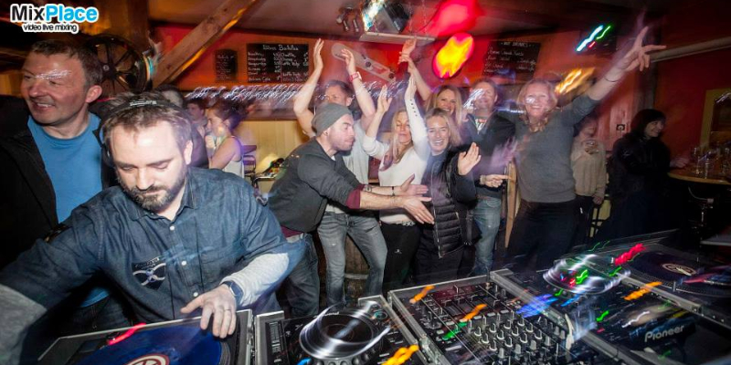 Stéphane Poison, DJ DJ en représentation à Yvelines - photo de couverture n° 2