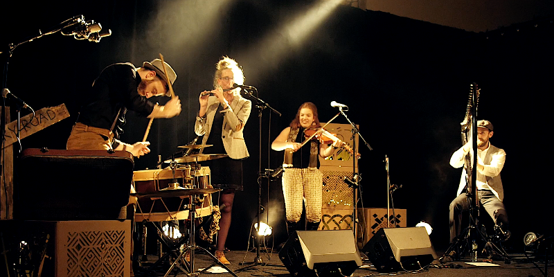 Ghillie's, groupe de musique Musique Irlandaise en représentation à Indre et Loire - photo de couverture n° 1