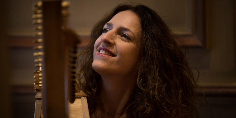 Françoise Stella , musicien Chanteur en représentation à Nord - photo de couverture n° 3