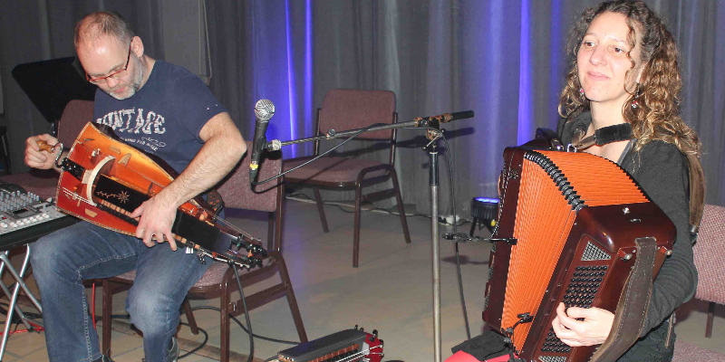 Duo Tourny Gallois, musicien Folk en représentation à Indre - photo de couverture n° 1