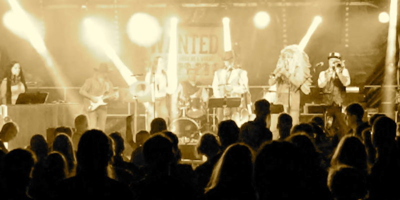 WANTED, groupe de musique Rock en représentation à Yvelines - photo de couverture