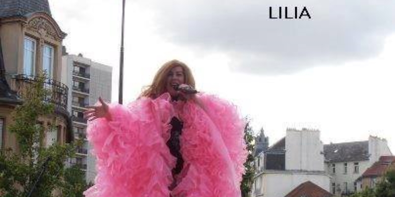 Lilia, musicien Chanteur en représentation - photo de couverture n° 3