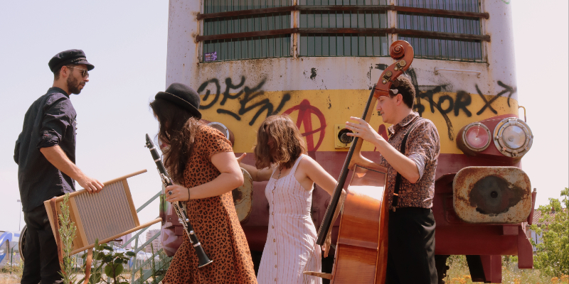 DICILABAS, groupe de musique Jazz en représentation à Haute Garonne - photo de couverture