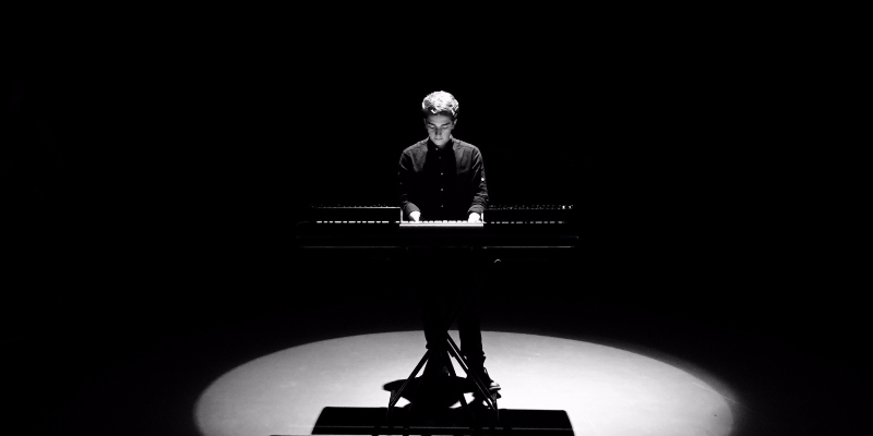 Adriano Koch Piano Solo, musicien Jazz en représentation - photo de couverture n° 2