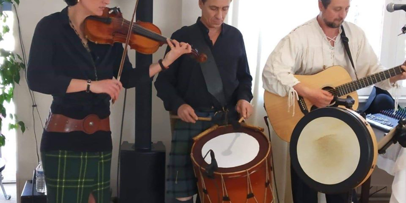 Corrado, musicien Musique Irlandaise en représentation à Var - photo de couverture n° 2
