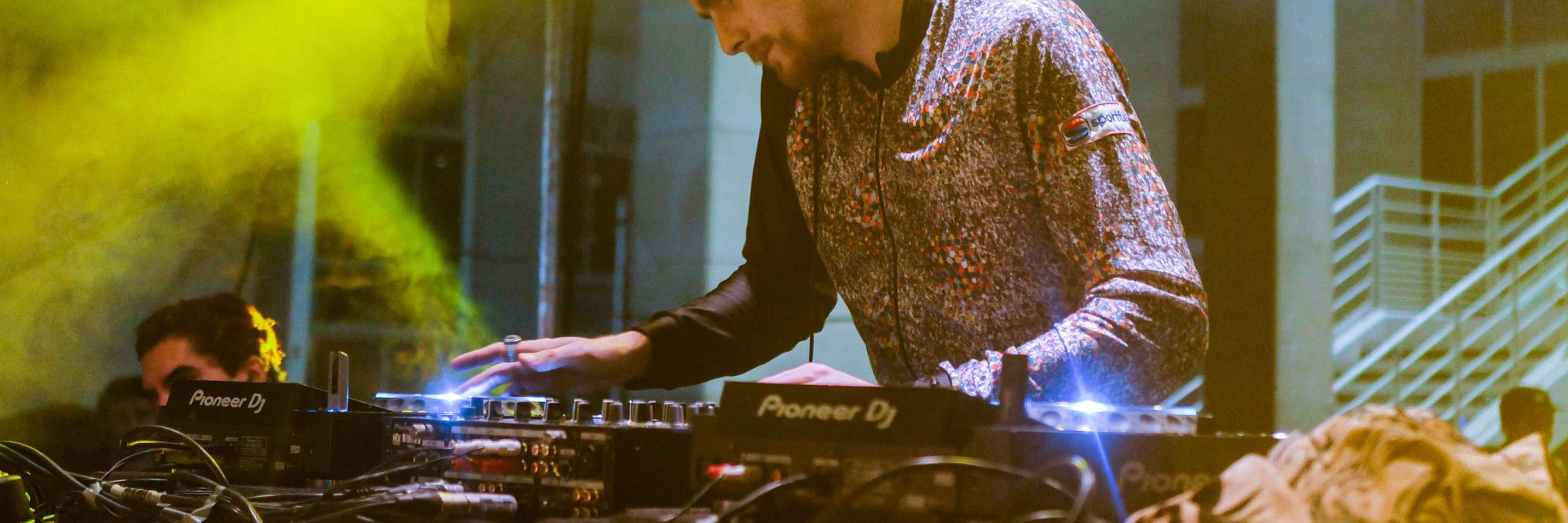 Arthur Buigues, DJ DJ en représentation à Paris - photo de couverture n° 4