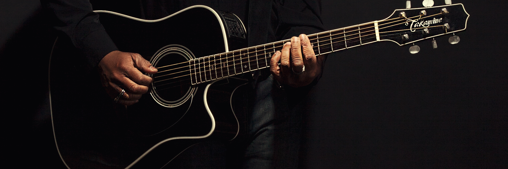 Michael DEROTUS, musicien Guitariste en représentation à Haut Rhin - photo de couverture