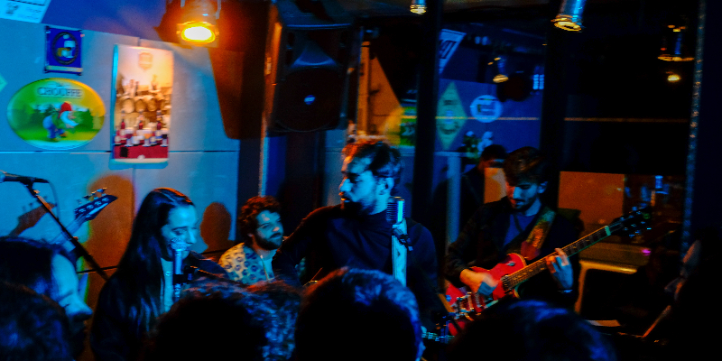 Haïkistes, groupe de musique Rock en représentation à Paris - photo de couverture n° 2