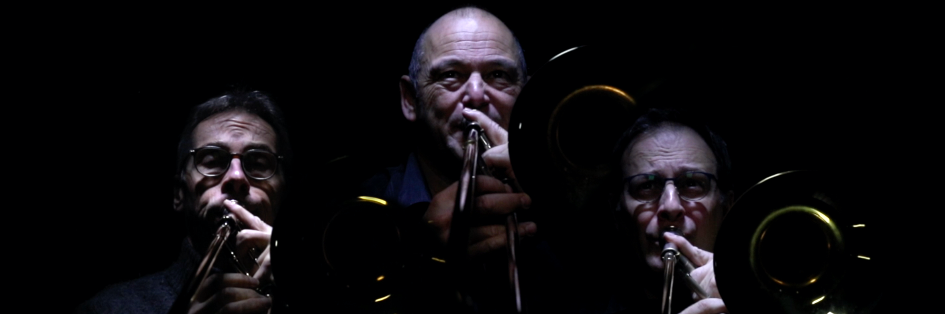 Côté Coulisses - Trio, groupe de musique Jazz en représentation à Seine et Marne - photo de couverture