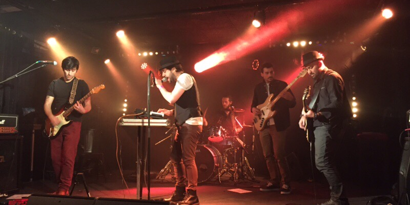 Gravity Boots, groupe de musique Rock en représentation à Hauts de Seine - photo de couverture n° 2