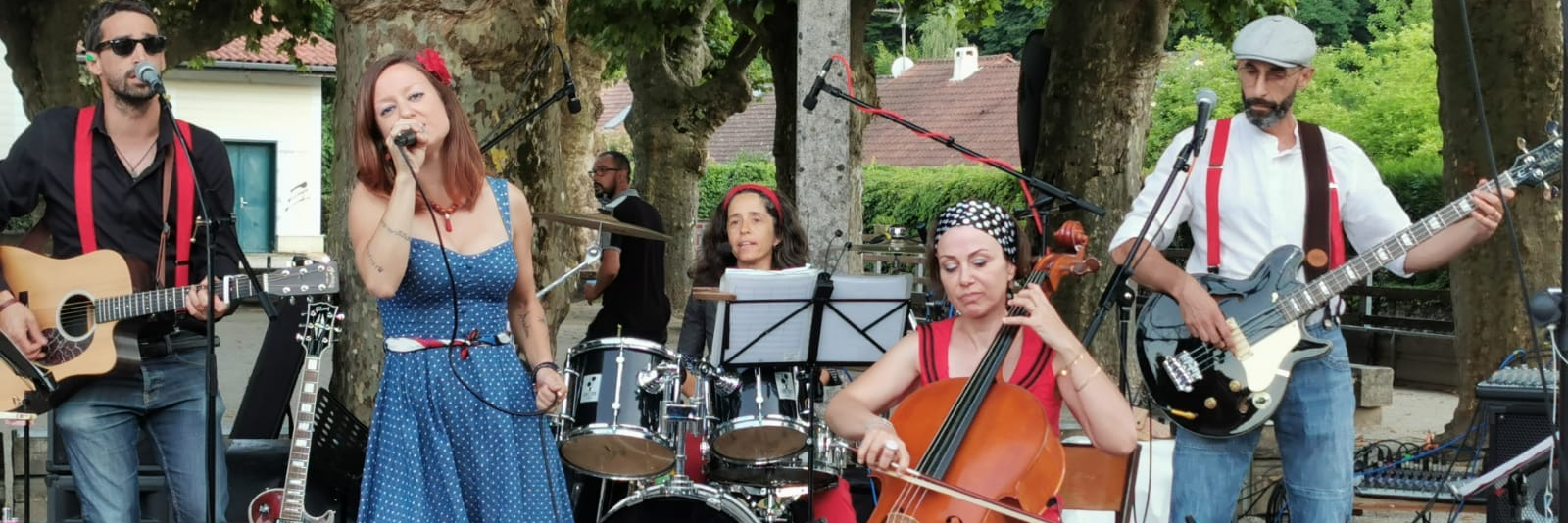 Red Right Hands, groupe de musique Folk en représentation à Isère - photo de couverture