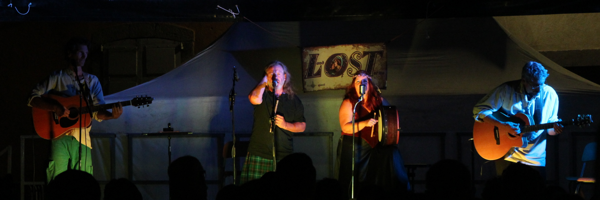 LOST- Land Of STories, groupe de musique Musique Irlandaise en représentation à Hautes Alpes - photo de couverture n° 1