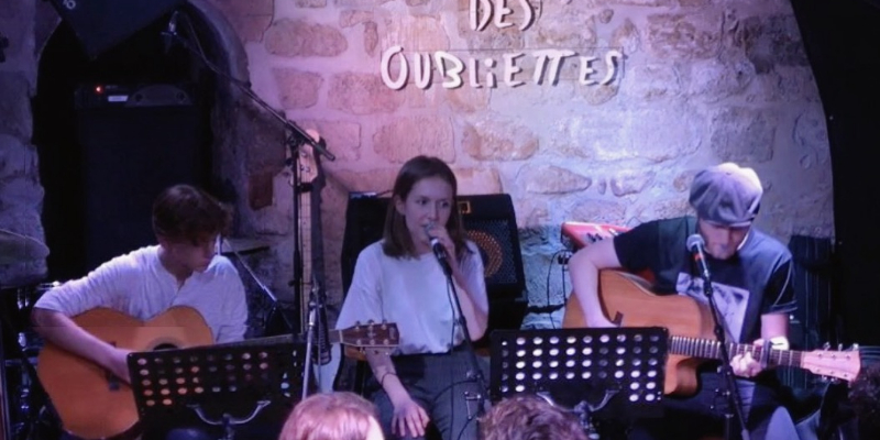 Daphné, musicien Chanteur en représentation à Seine et Marne - photo de couverture n° 2
